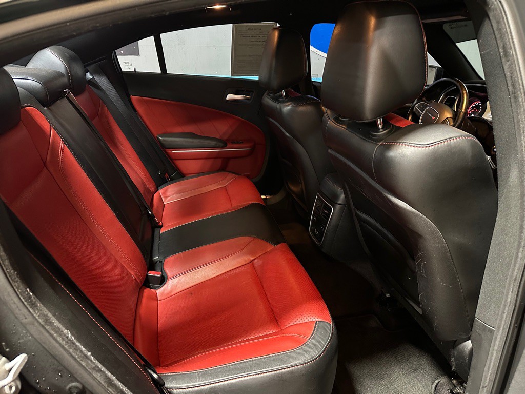 2017 Dodge Charger Image 19