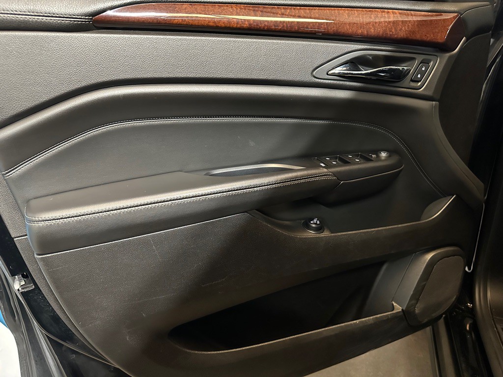 2015 Cadillac SRX Image 9