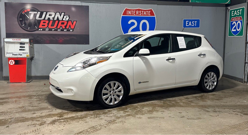 2015 Nissan Leaf Image 3