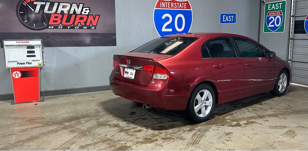 2011 Honda Civic Image 4