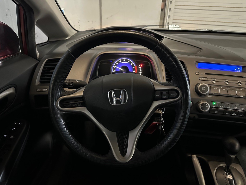 2011 Honda Civic Image 12
