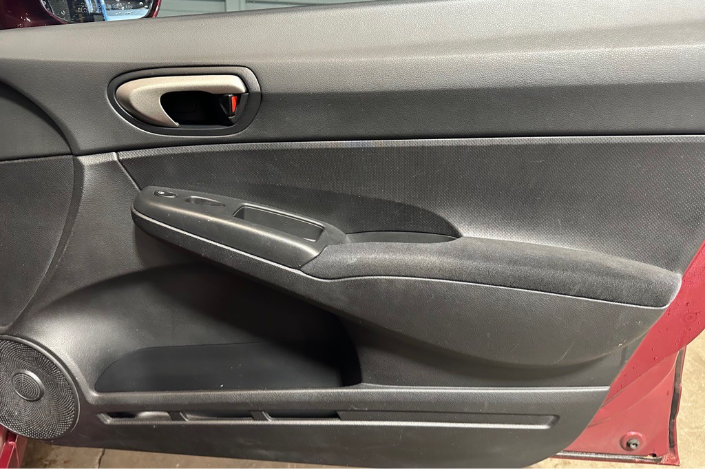 2011 Honda Civic Image 16