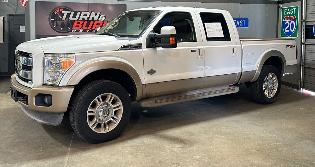 2011 Ford F-250 Image 3