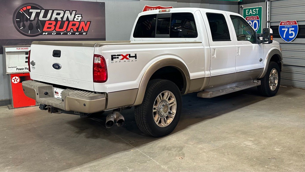 2011 Ford F-250 Image 4