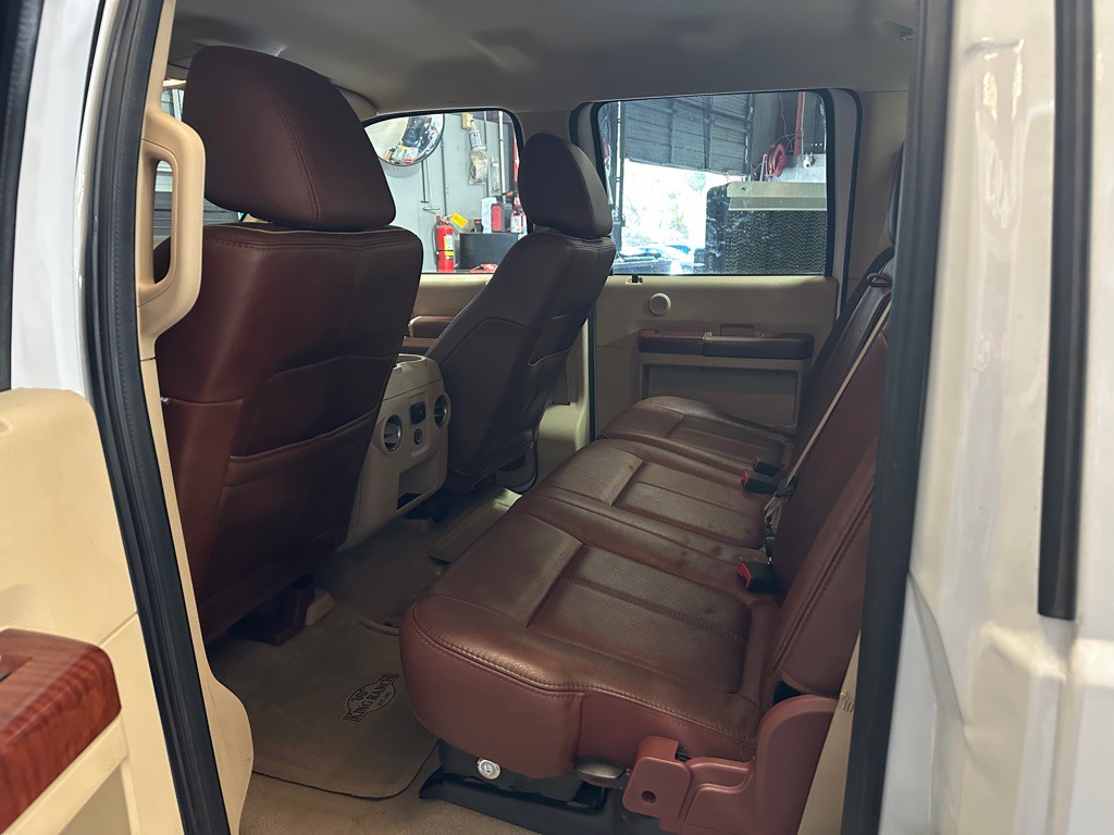 2011 Ford F-250 Image 17