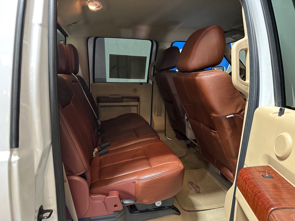 2011 Ford F-250 Image 18