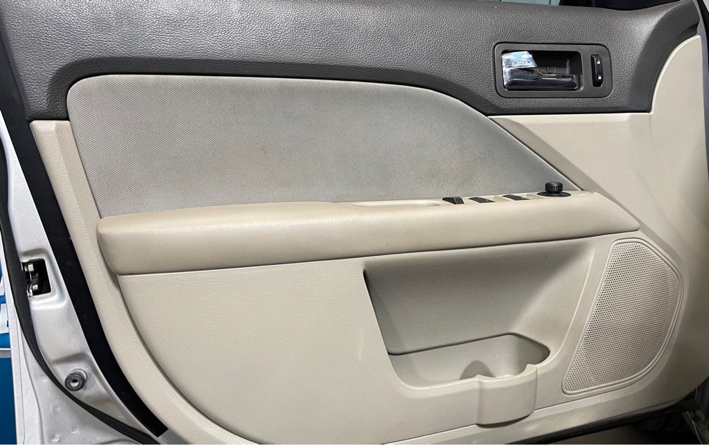 2012 Ford Fusion Image 9