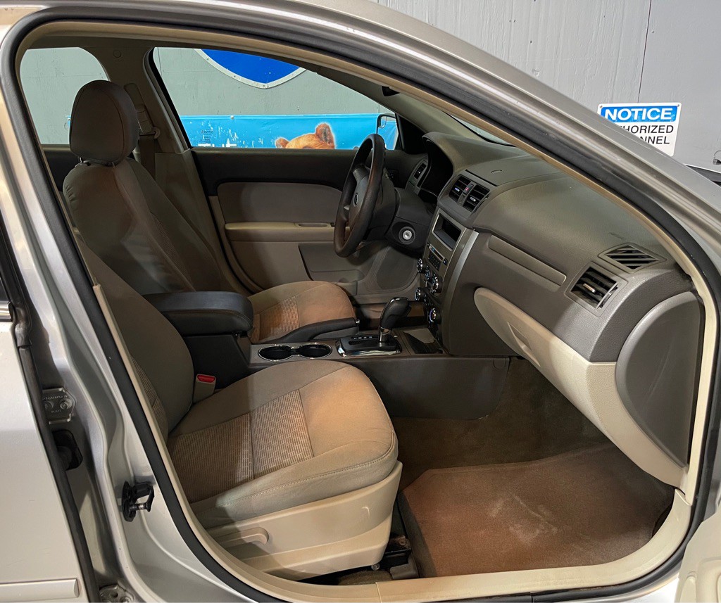 2012 Ford Fusion Image 17