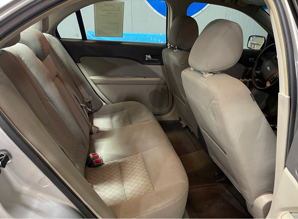 2012 Ford Fusion Image 19