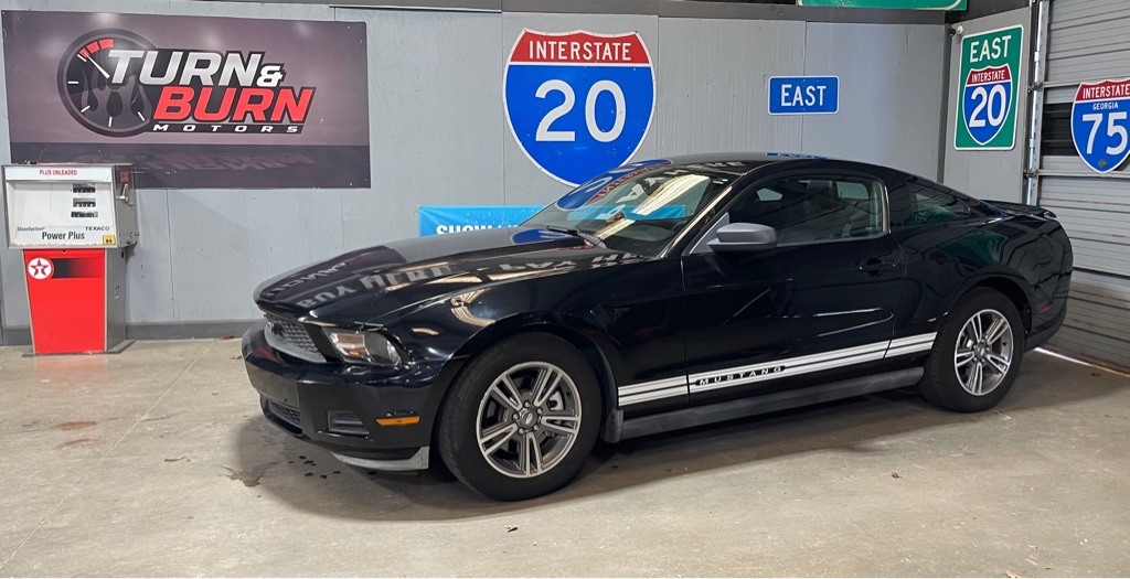 2011 Ford Mustang Image 3
