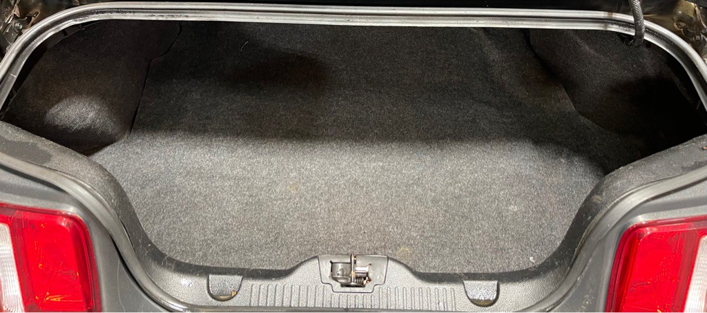 2011 Ford Mustang Image 7