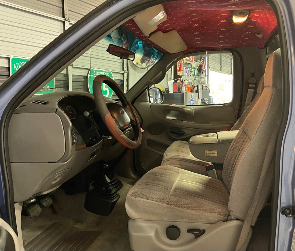 1997 Ford F-150 Image 10
