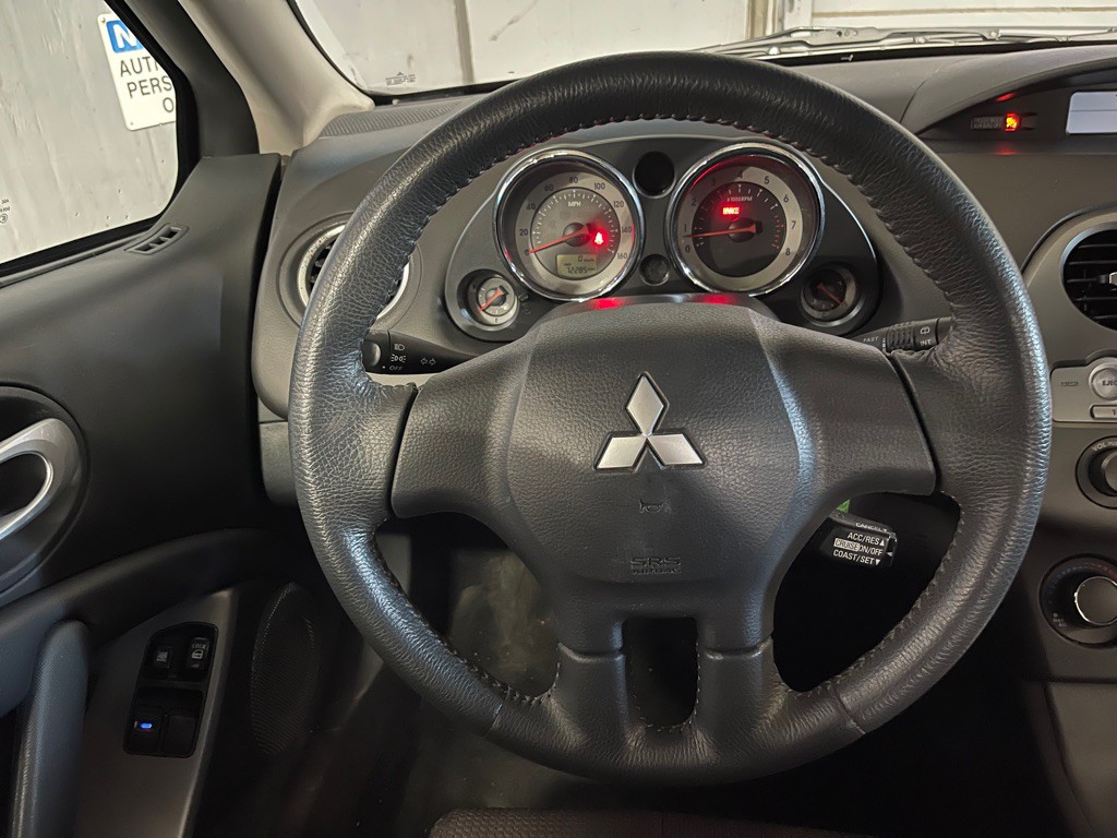 2012 Mitsubishi Eclipse Image 12