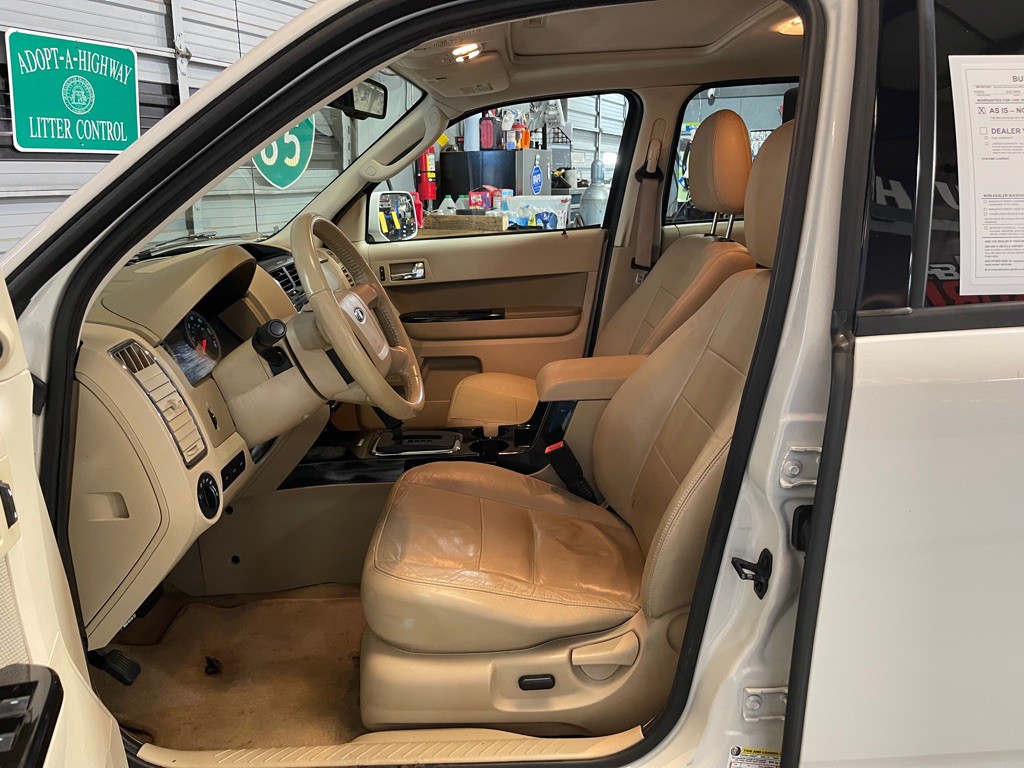 2010 Ford Escape Image 10