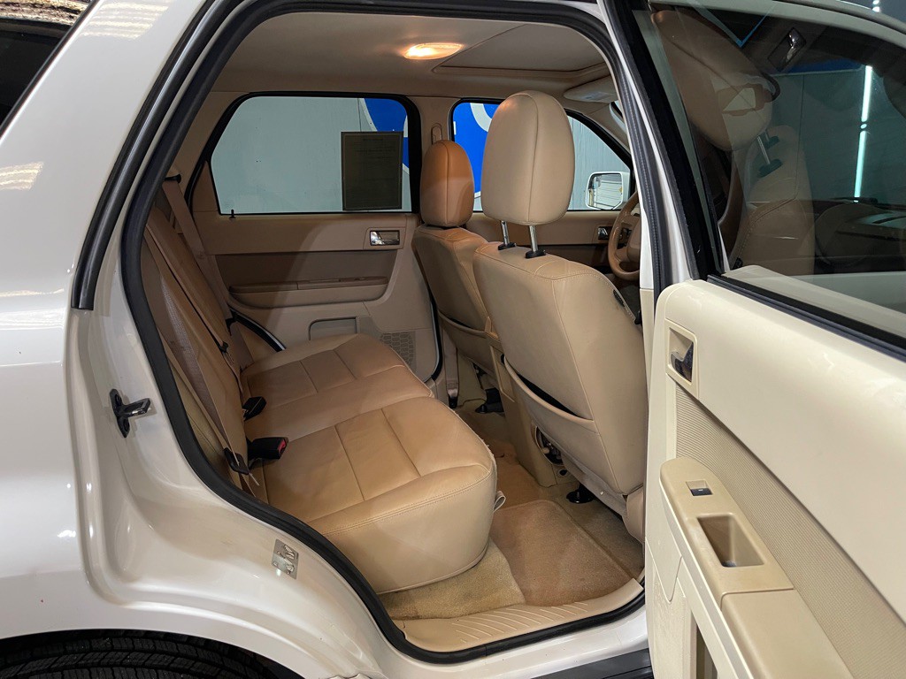 2010 Ford Escape Image 19