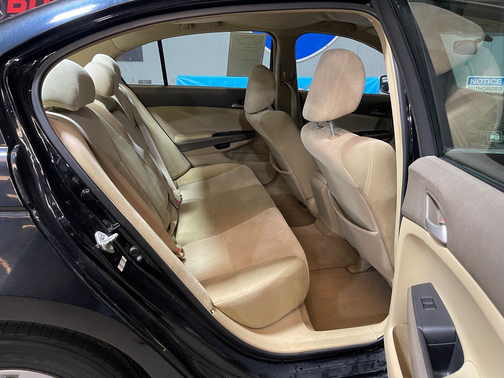 2009 Honda Accord Image 19
