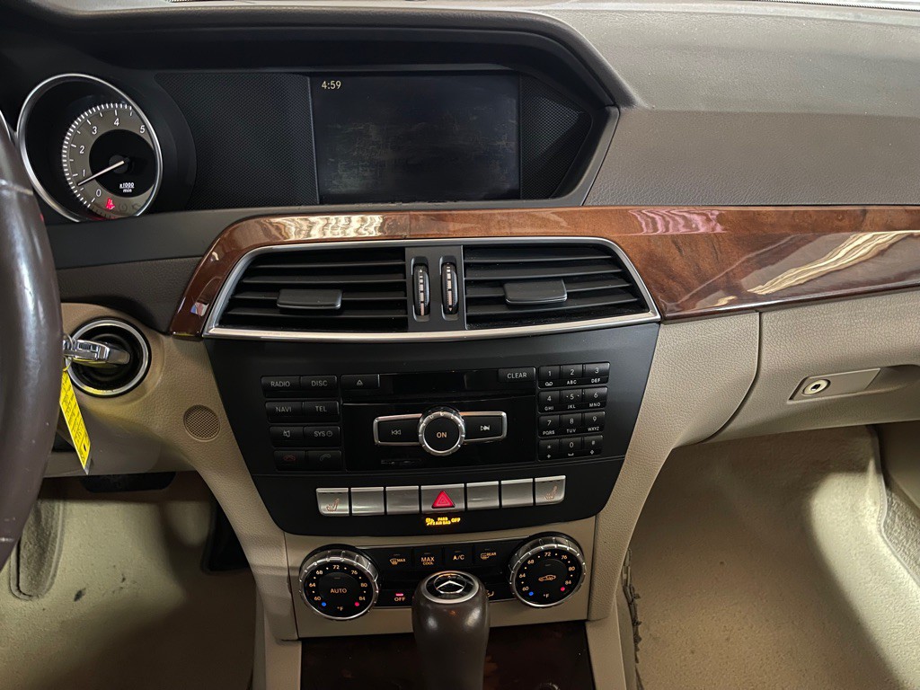 2012 Mercedes-Benz C-Class Image 13