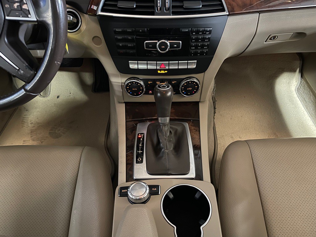 2012 Mercedes-Benz C-Class Image 14