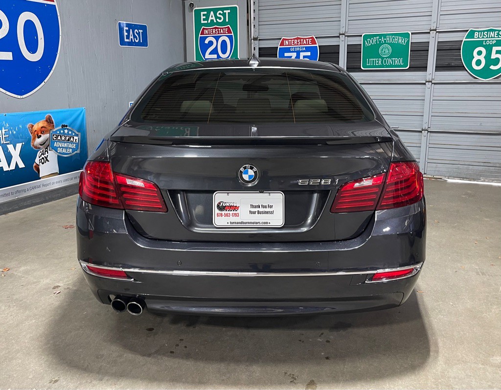 2014 BMW 5 Series Image 6