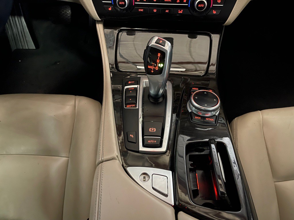 2014 BMW 5 Series Image 14