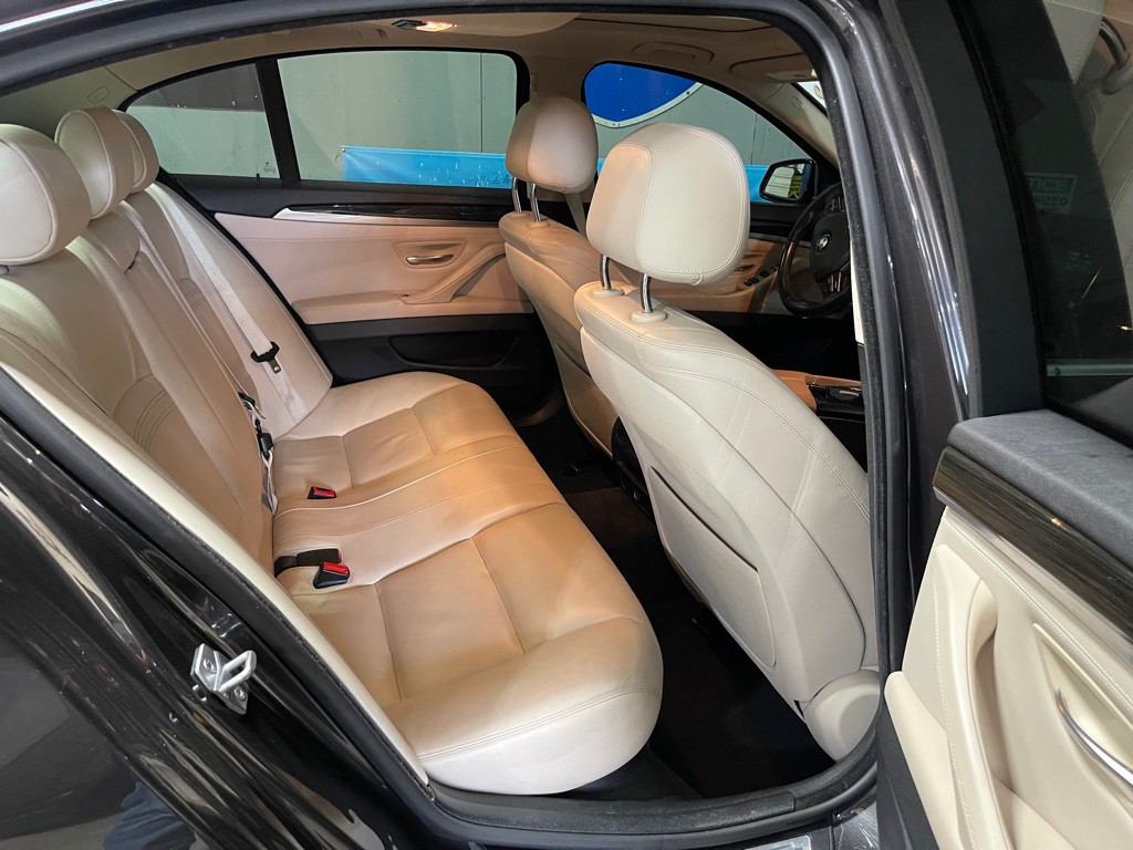 2014 BMW 5 Series Image 19