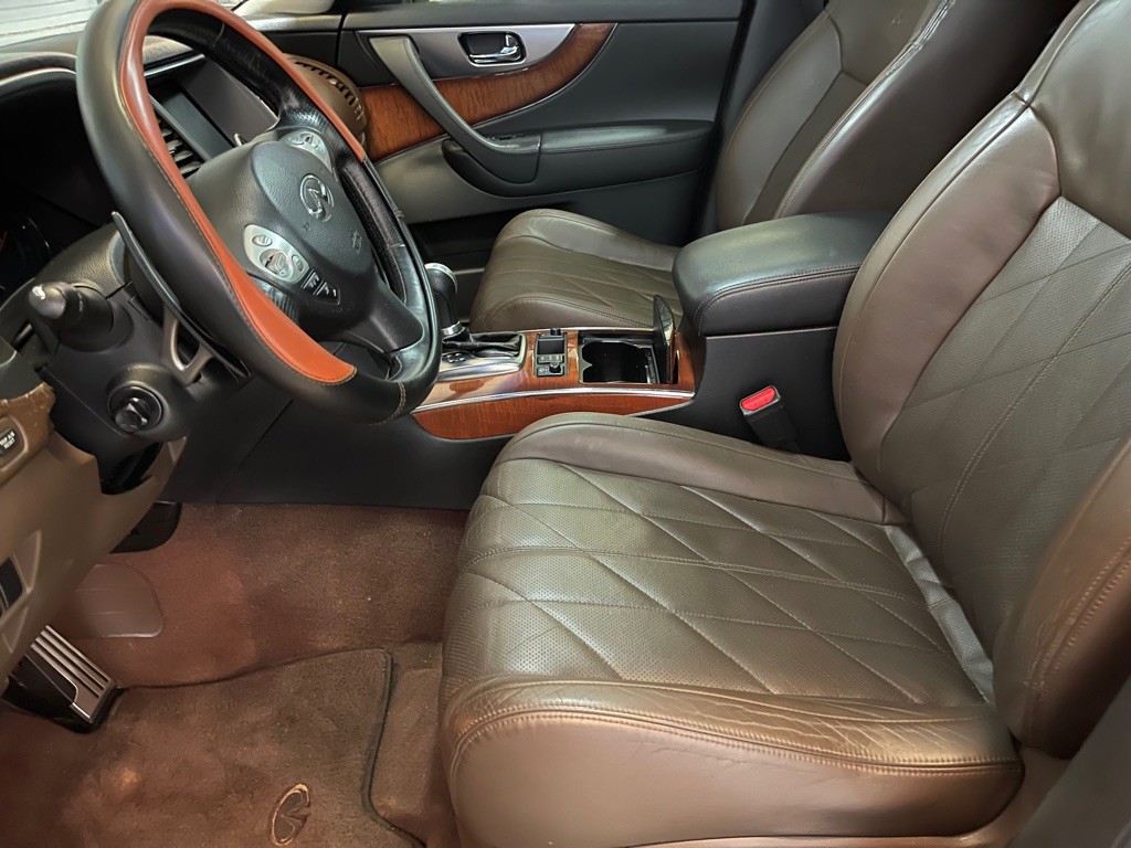 2009 INFINITI FX35 Image 9