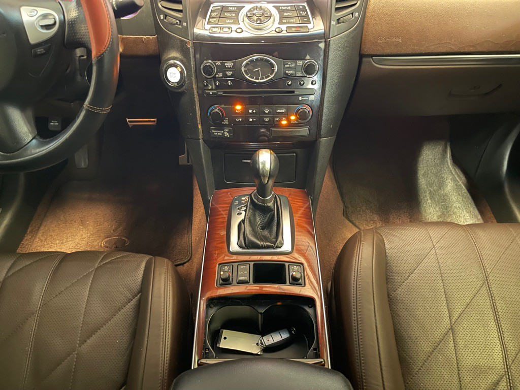 2009 INFINITI FX35 Image 13