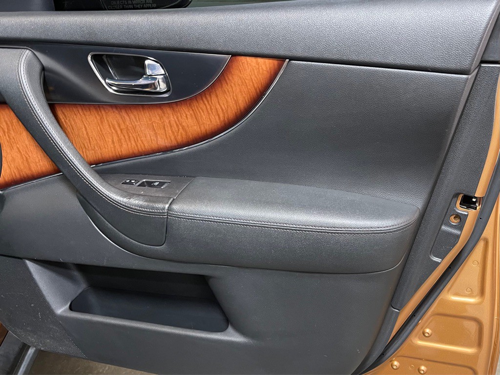 2009 INFINITI FX35 Image 14
