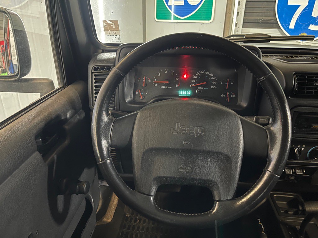 2003 Jeep Wrangler Image 12
