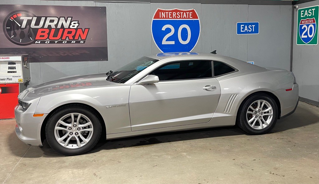 2015 Chevrolet Camaro Image 3