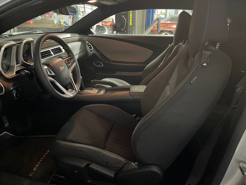 2015 Chevrolet Camaro Image 9