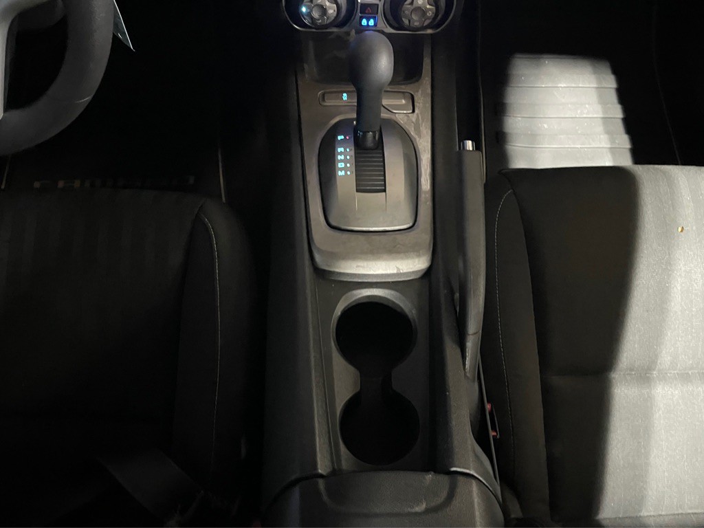 2015 Chevrolet Camaro Image 13