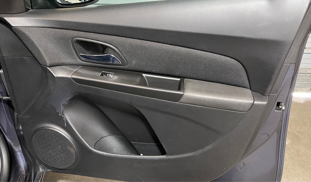 2014 Chevrolet Cruze Image 16