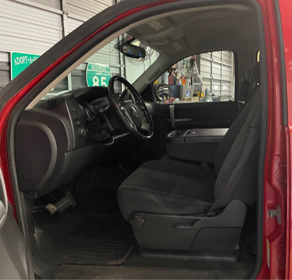 2008 Chevrolet Silverado 1500 Image 10