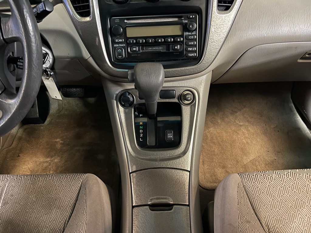2003 Toyota Highlander Image 14