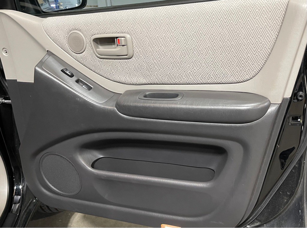 2003 Toyota Highlander Image 16