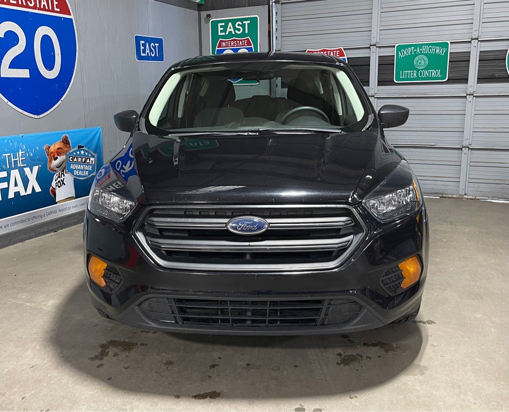 2019 Ford Escape Image 2