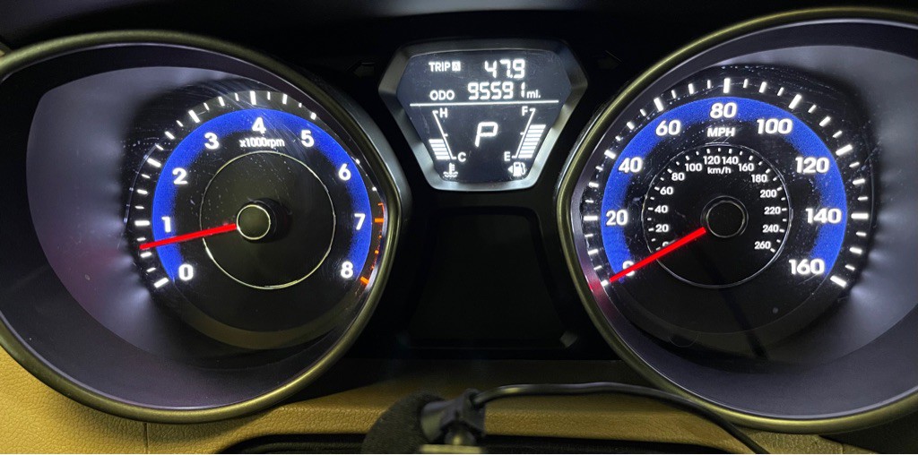 2012 Hyundai Elantra Image 11