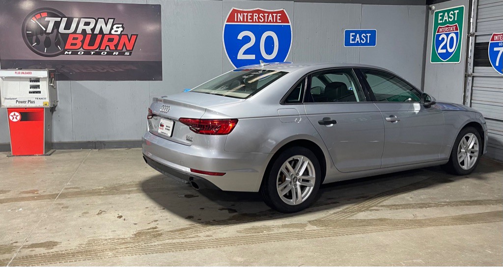 2017 Audi A4 Image 5