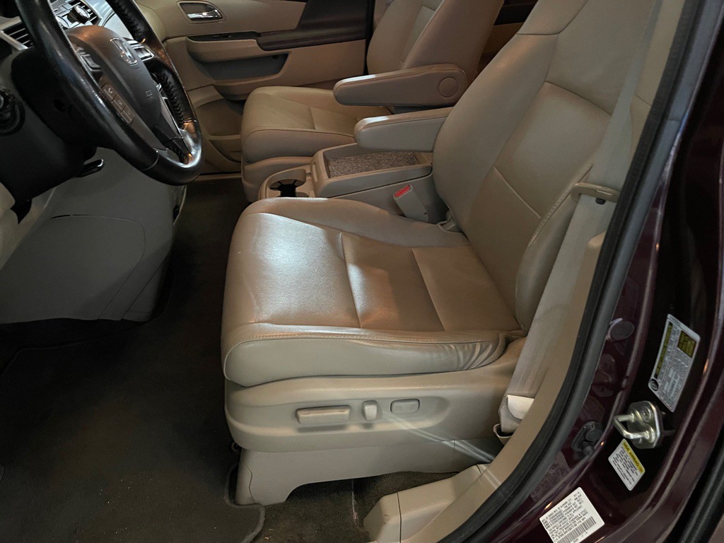 2014 Honda Odyssey Image 10