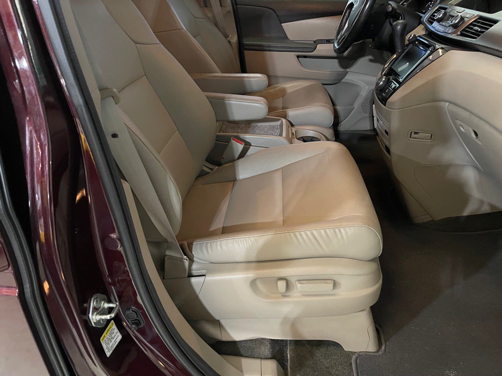 2014 Honda Odyssey Image 16