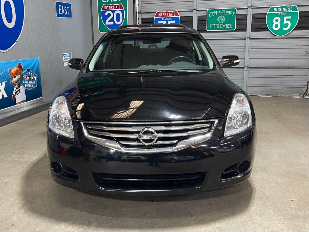 2010 Nissan Altima Image 2