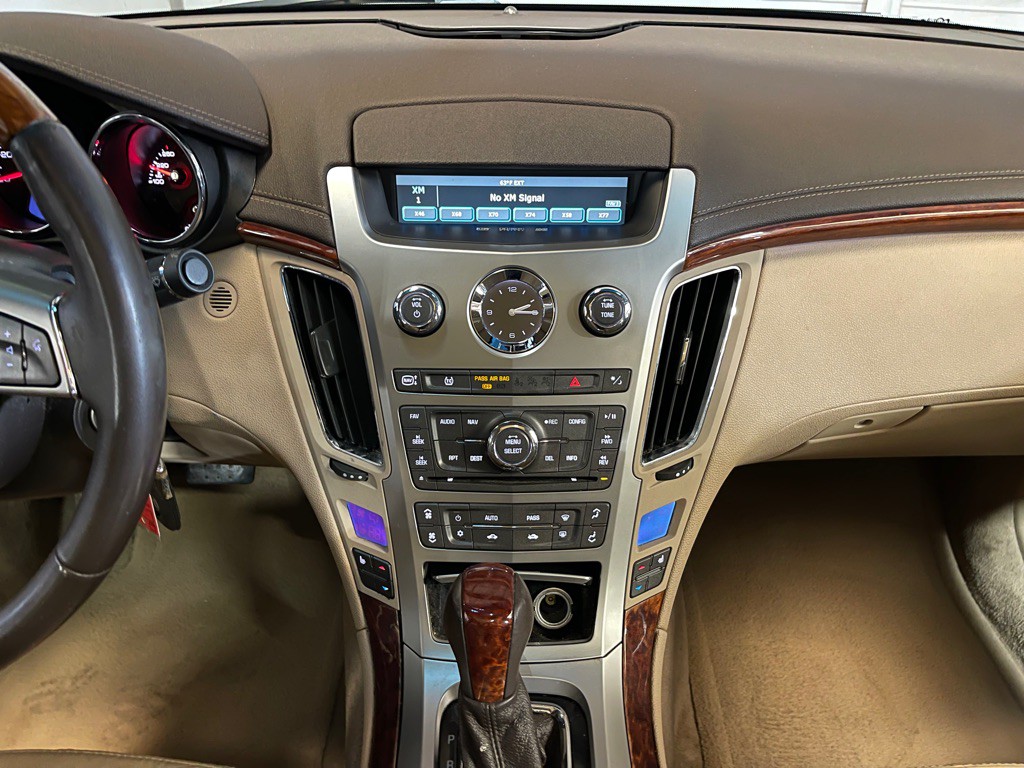 2010 Cadillac CTS Image 13