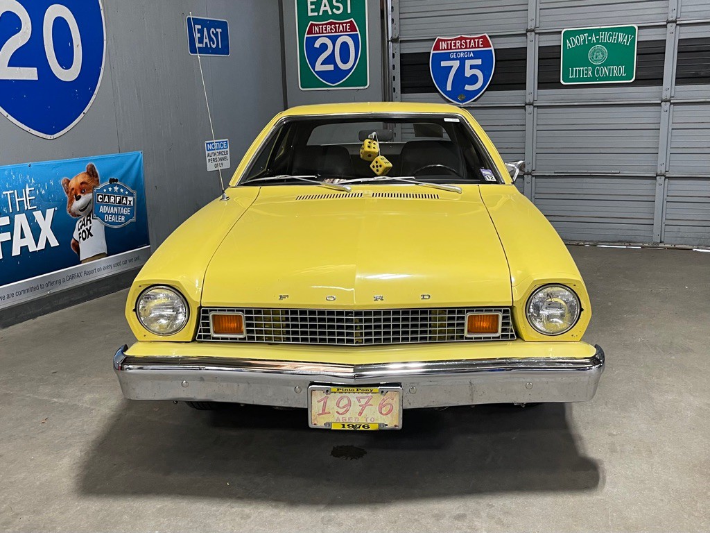 1976 Ford Pinto Image 2
