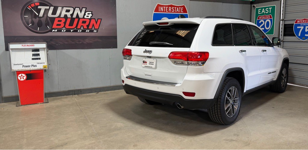 2017 Jeep Grand Cherokee Image 4