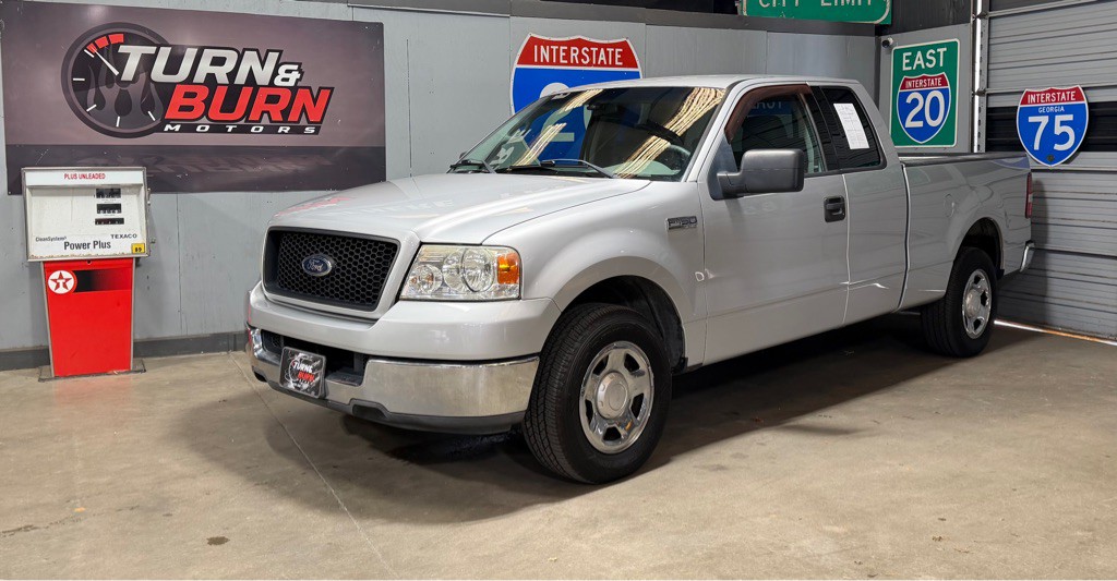 2004 Ford F-150 Image 1