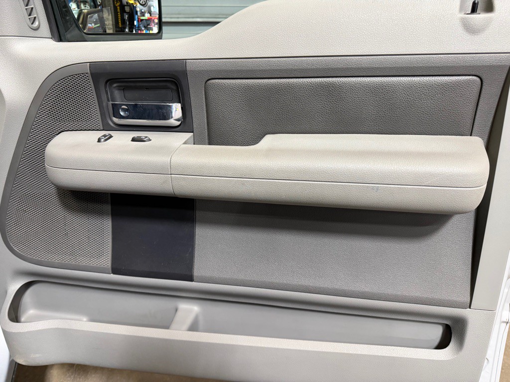 2004 Ford F-150 Image 16