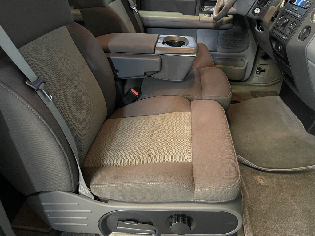 2004 Ford F-150 Image 16