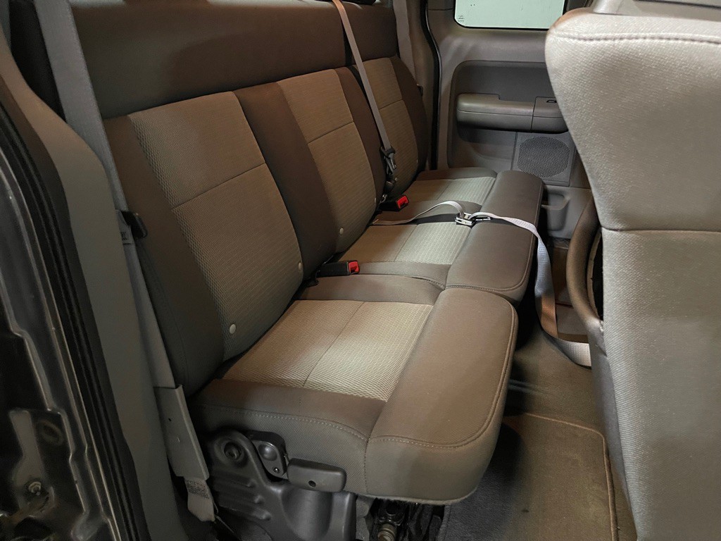 2004 Ford F-150 Image 17