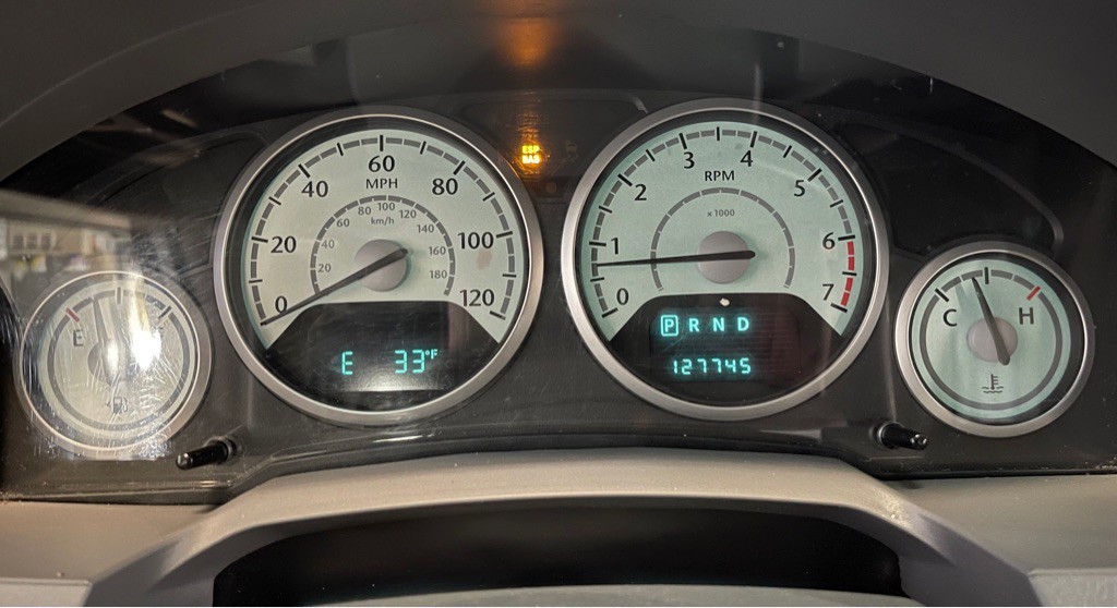 2009 Chrysler Town & Country Image 11